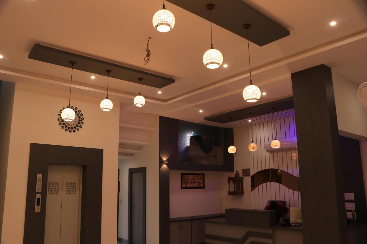 Hotel Viraj Residency Bhuj Exterior foto