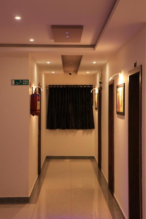 Hotel Viraj Residency Bhuj Exterior foto