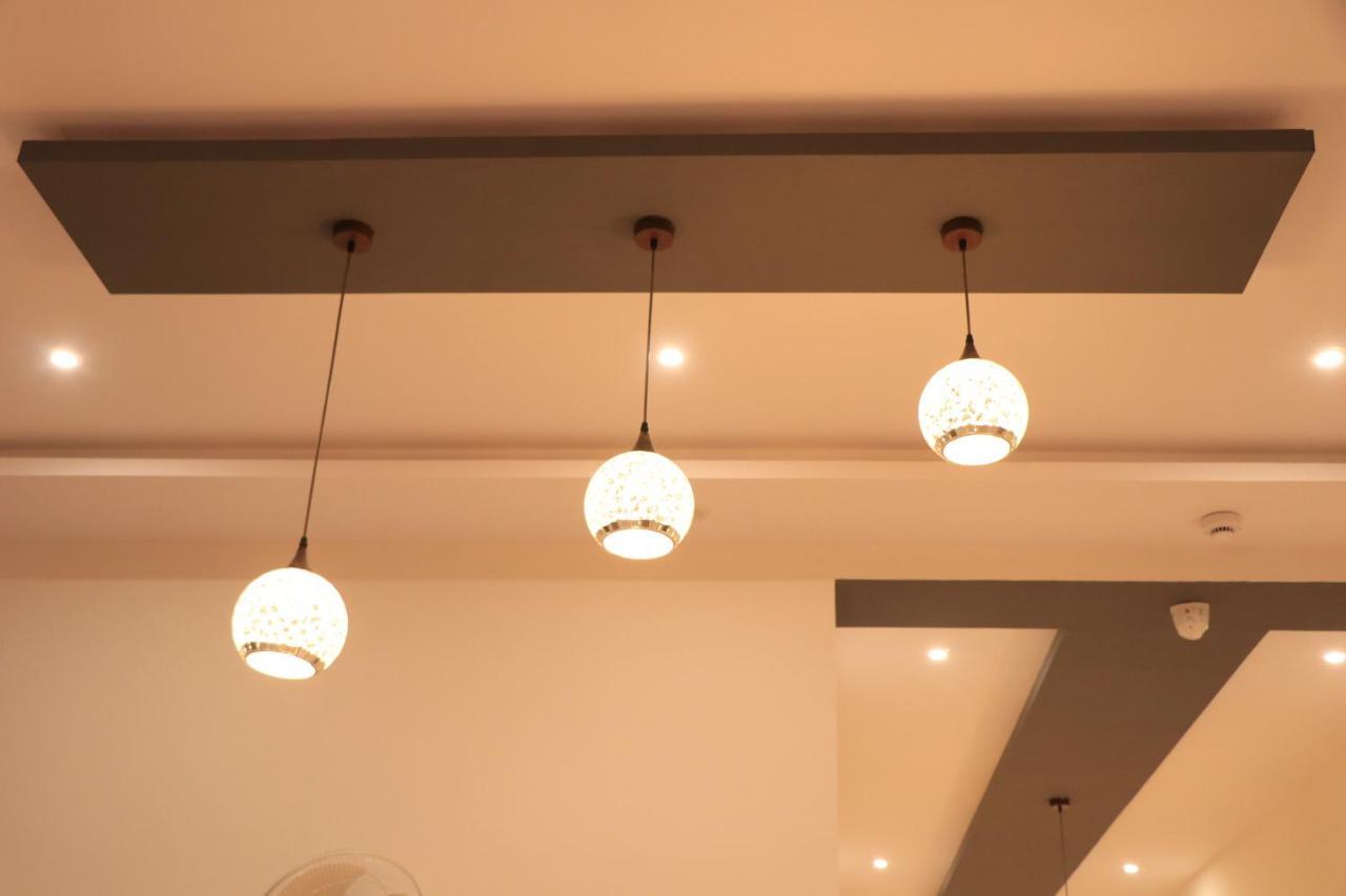 Hotel Viraj Residency Bhuj Exterior foto