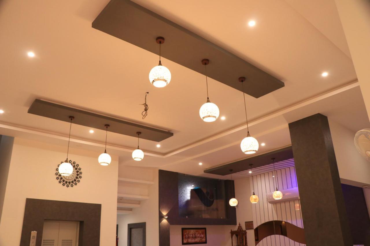 Hotel Viraj Residency Bhuj Exterior foto